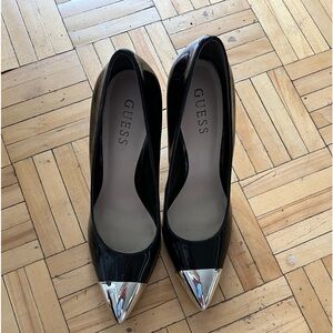 Guss heels in great condition